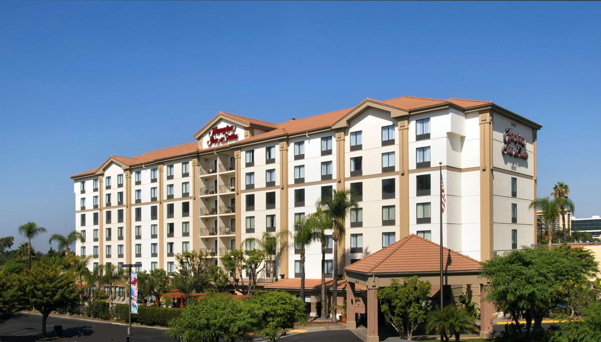 Hampton Inn & Suites Anaheim Garden Grove Exterior photo
